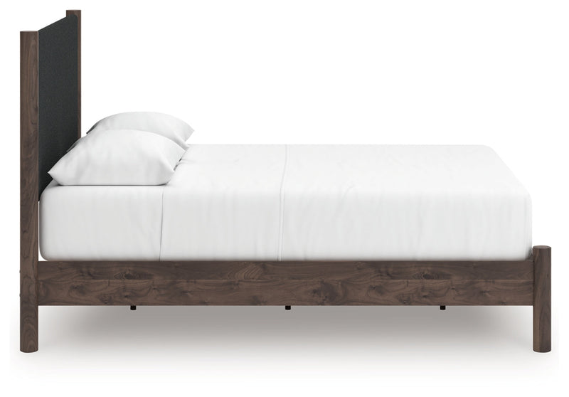 Cadmori Panel Bed
