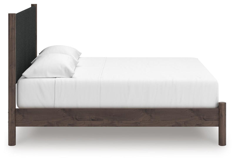 Pamytta Bedroom Sets