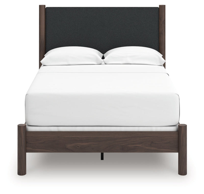 Cadmori Panel Bed