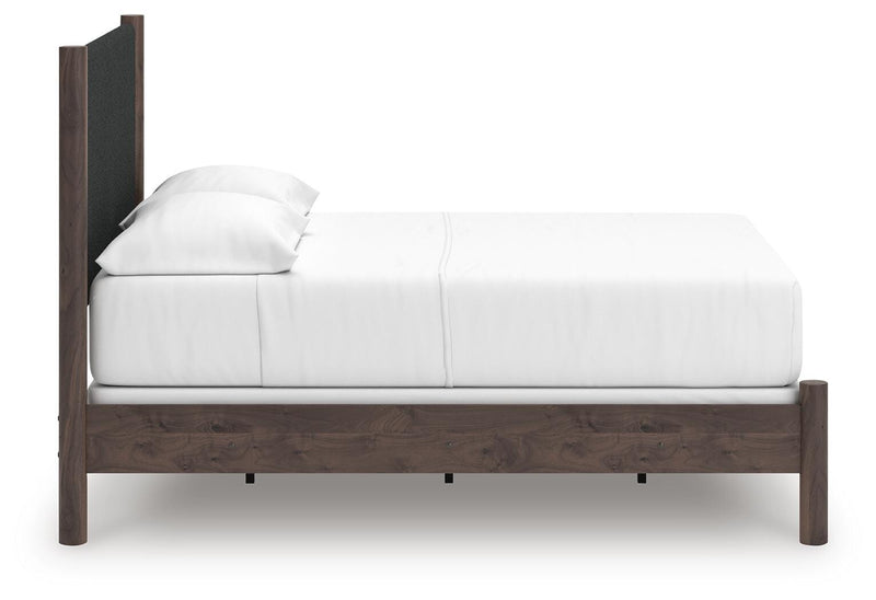 Pamytta Bedroom Sets