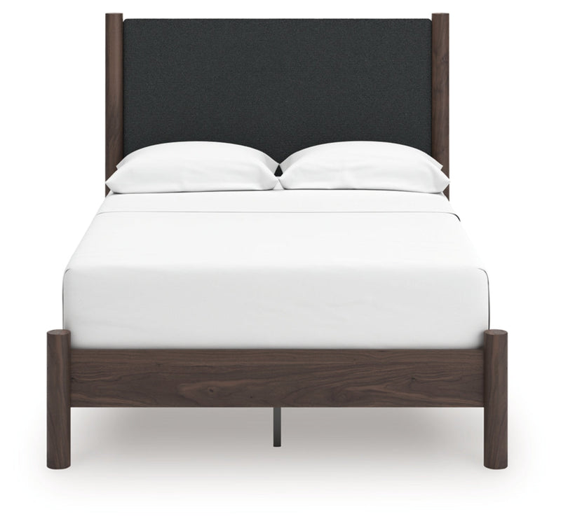 Cadmori Panel Bed