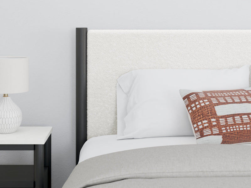 Cadmori Panel Bed