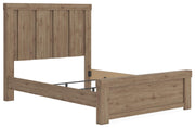 Garistyn Panel Bed