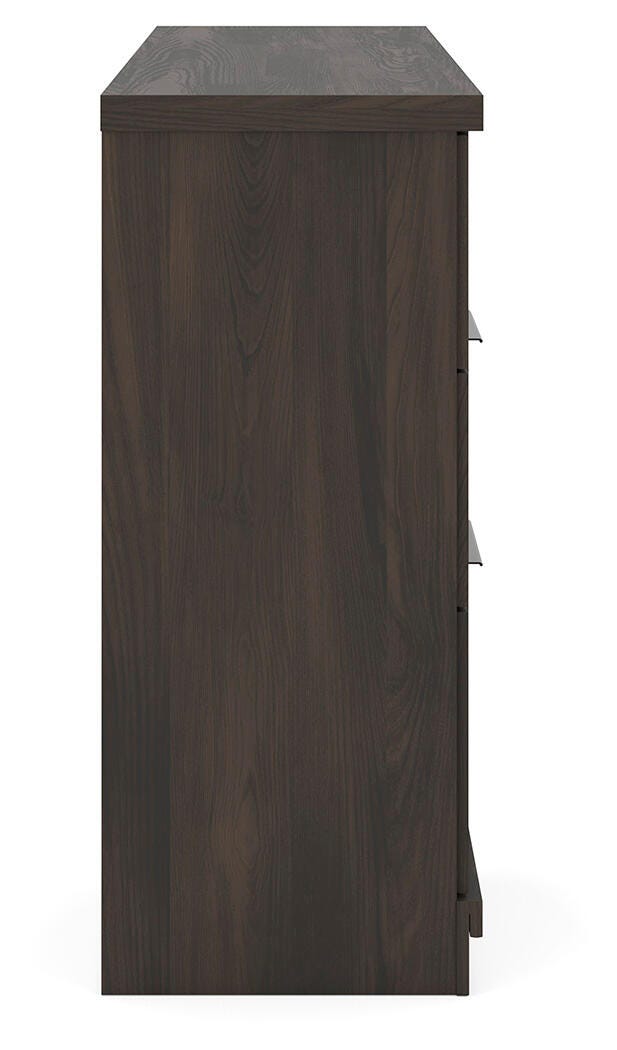 Jadiston Dressers and Chests