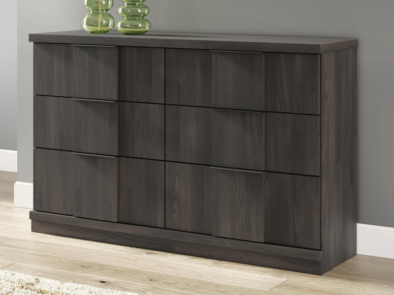 Jadiston Dressers and Chests
