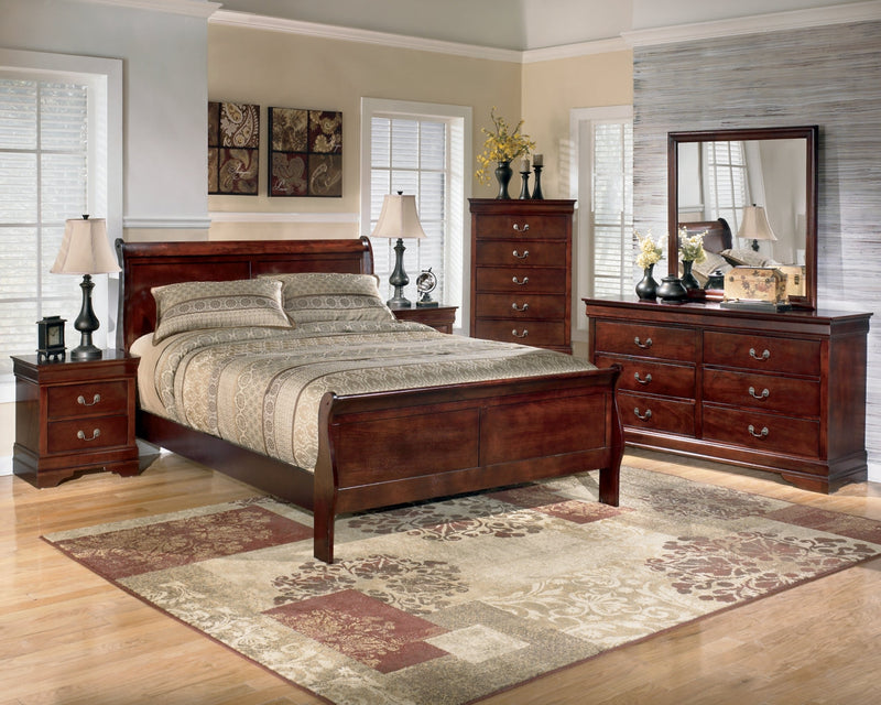 Alisdair Dresser & Chest