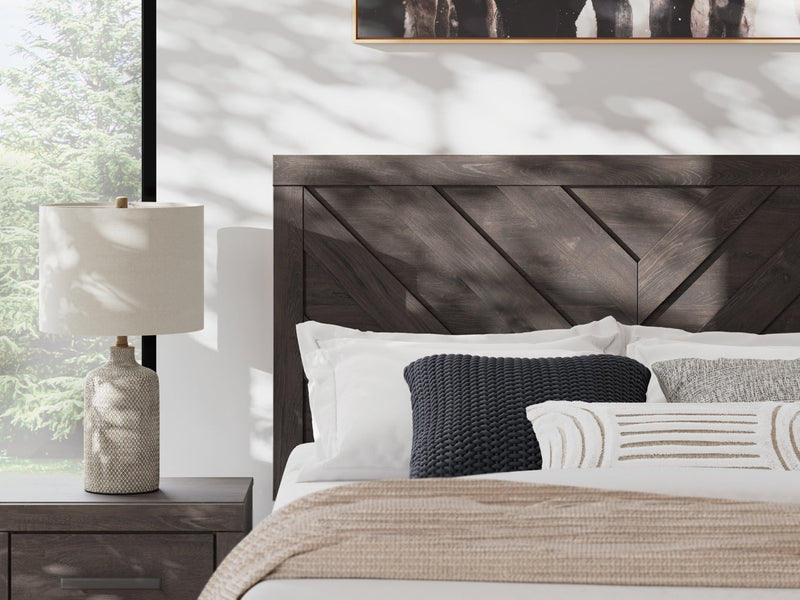 Prendonea Panel Bed