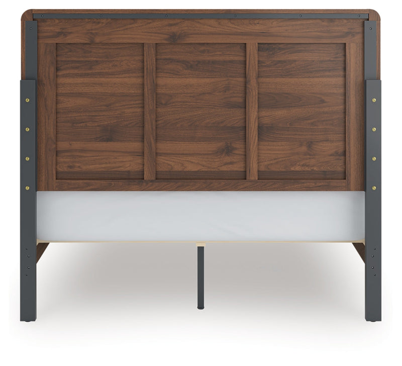 Hollinaze Panel Bed