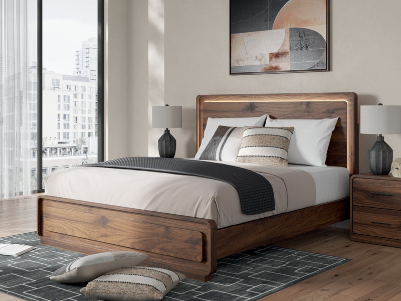 Hollinaze Panel Bed