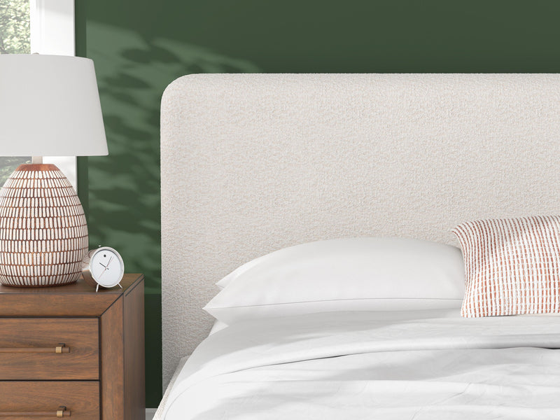 Whittgate Upholstered Bed