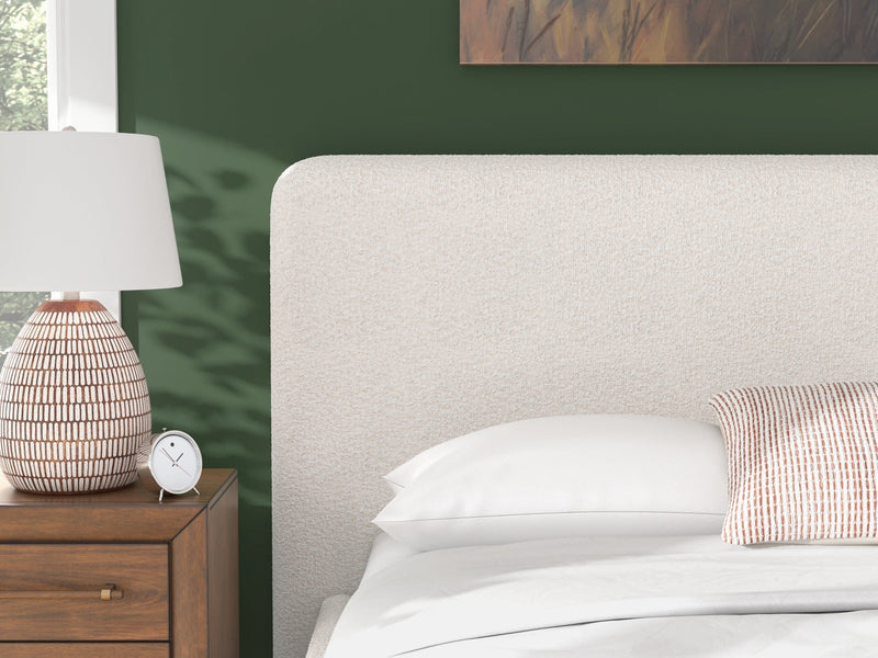 Whittgate Cal Upholstered Bed