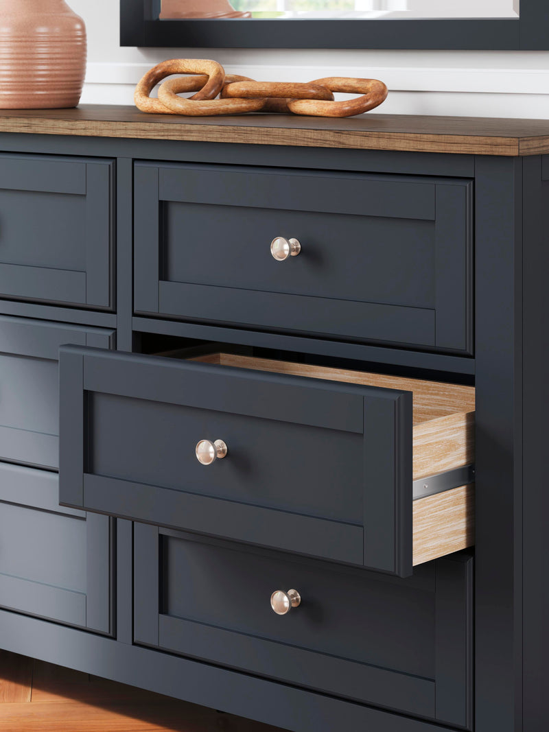 Landocken Bedroom Sets