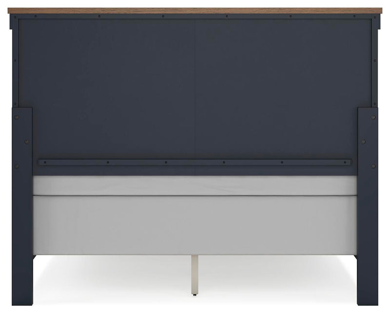 Landocken Bedroom Sets