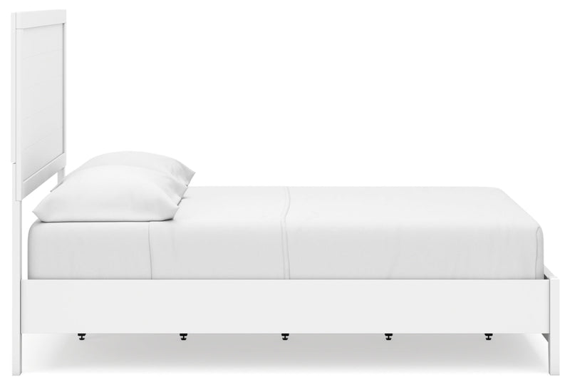 Binterglen Panel Bed