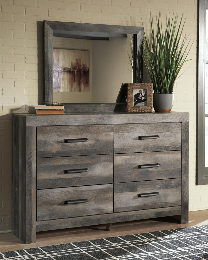 Wynnlow Mirrored Dressers