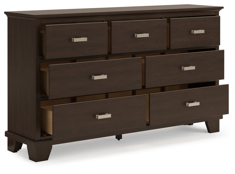 Covetown Dresser & Chest