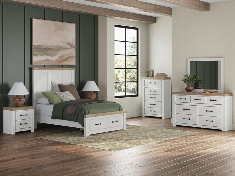 Savonport Bedroom Sets
