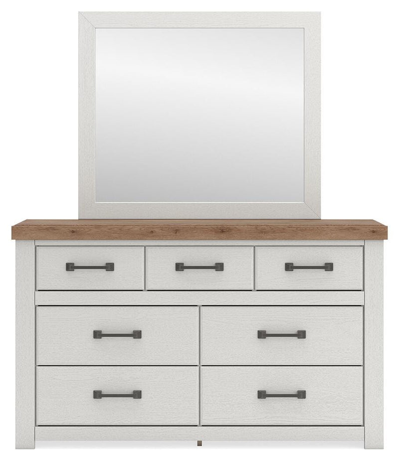 Savonport Bedroom Sets