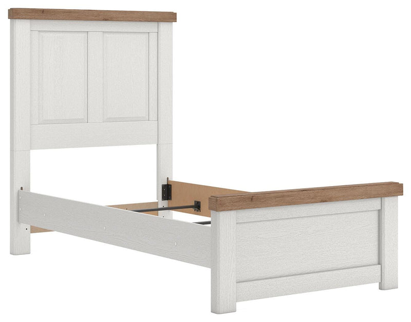 Savonport Bedroom Sets