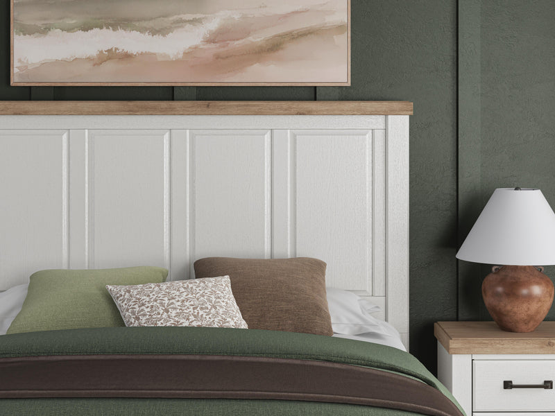 Savonport Bedroom Sets