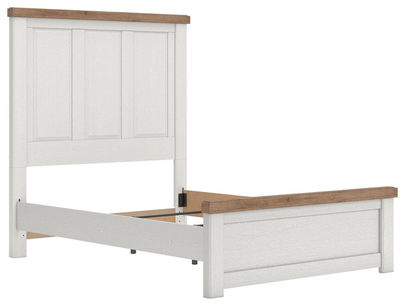 Savonport Bedroom Sets
