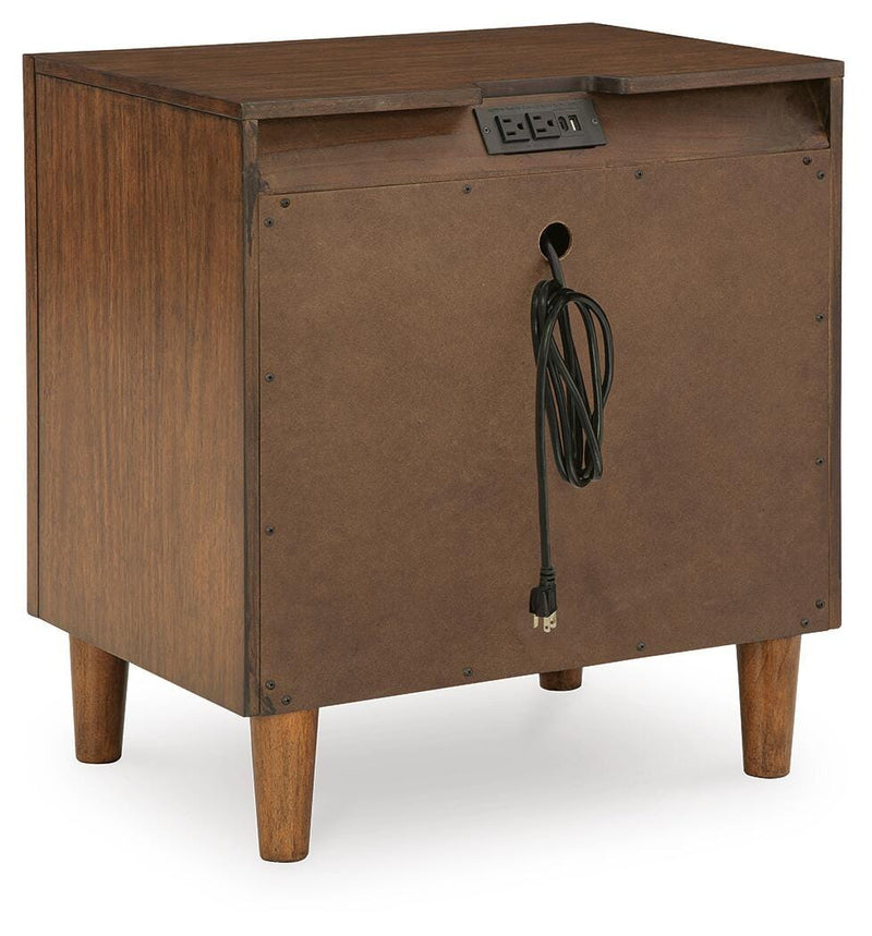 Lyncott Nightstands