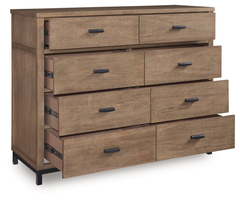 Tomtyn Dresser & Chest