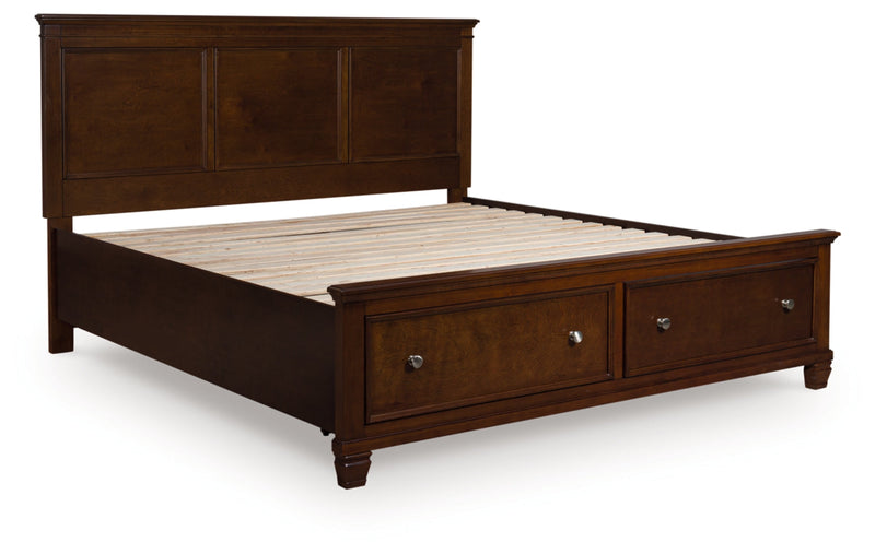 Danabrin Panel Bed