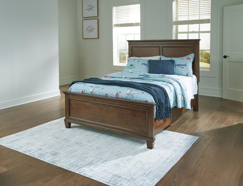 Danabrin Bedroom Sets