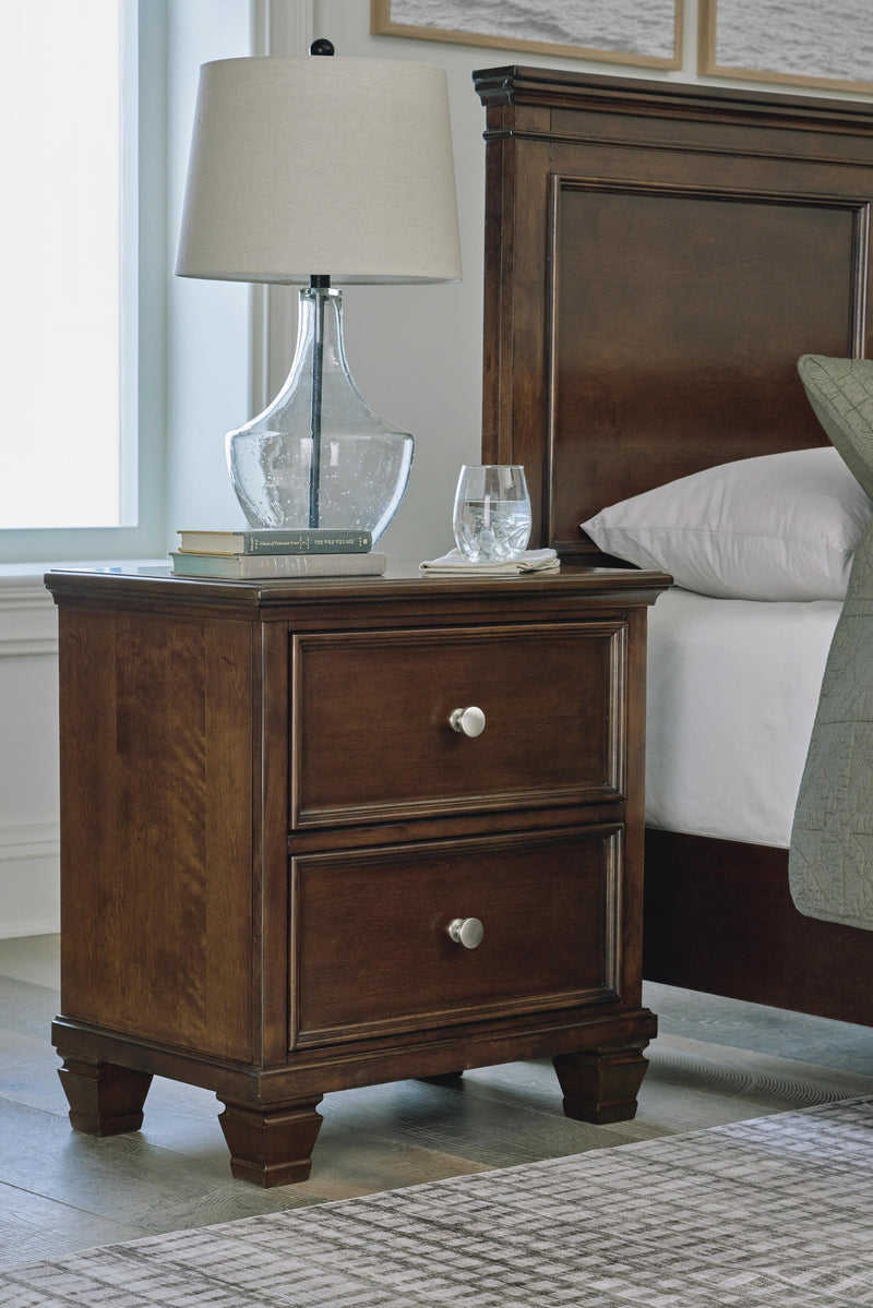 Danabrin Bedroom Sets