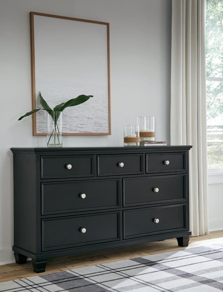 Lanolee Dresser & Chest
