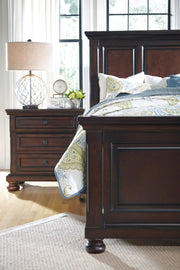 Porter Panel Bed