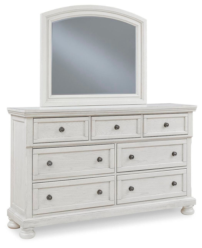Robbinsdale Bedroom Sets