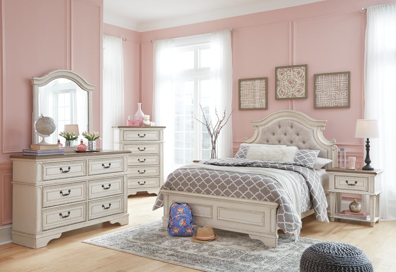 Realyn Dressers and Chests