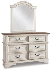 Realyn Bedroom Sets