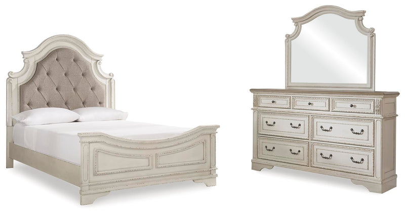 Realyn Bedroom Sets