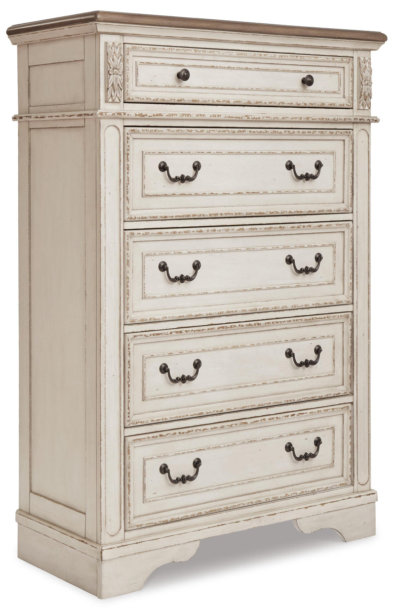 Realyn Sleigh Bed