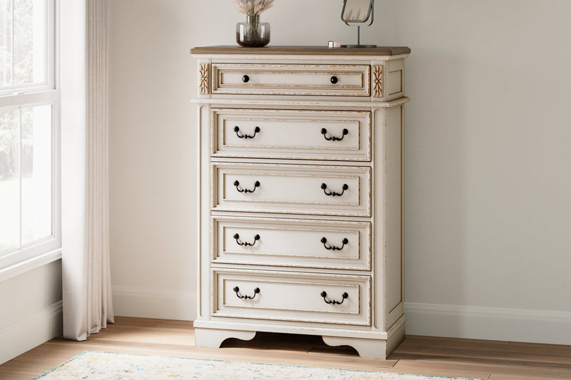 Realyn Dresser & Chest