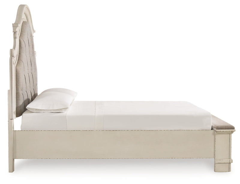 Realyn Bed