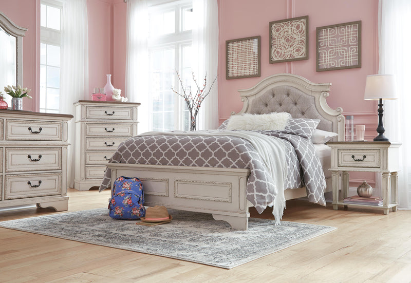 Realyn Bed