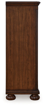 Lavinton Dresser & Chest