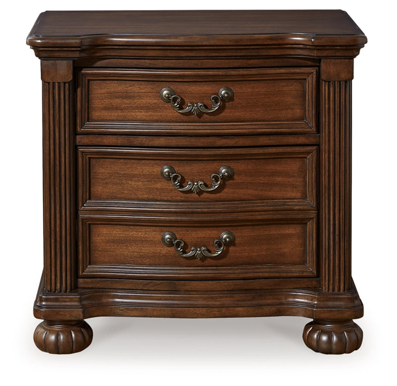 Lavinton Poster Bed, Dresser, Mirror, Chest & Nightstand, Bedroom Set