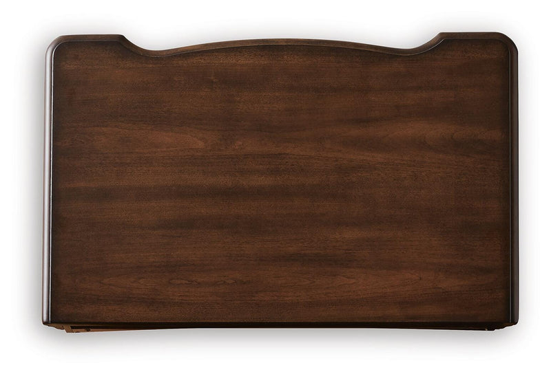 Lavinton Bedroom Sets