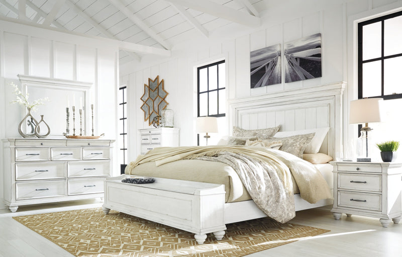 Kanwyn Panel Bed