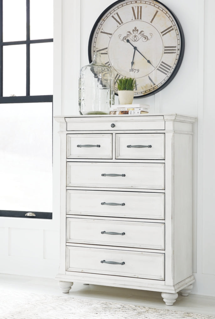 Kanwyn Dresser & Chest