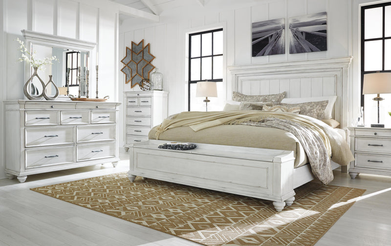 Kanwyn Panel Bed