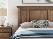 Feddinger Bedroom Sets