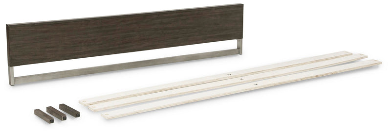 Arkenton Bedroom Sets
