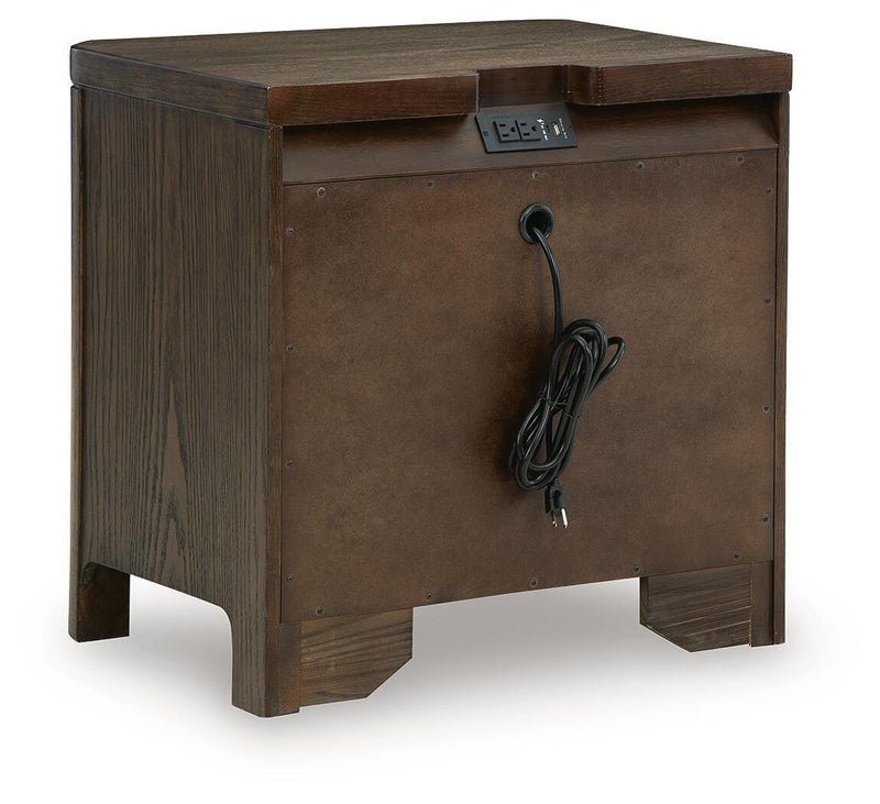 Darimore Nightstands