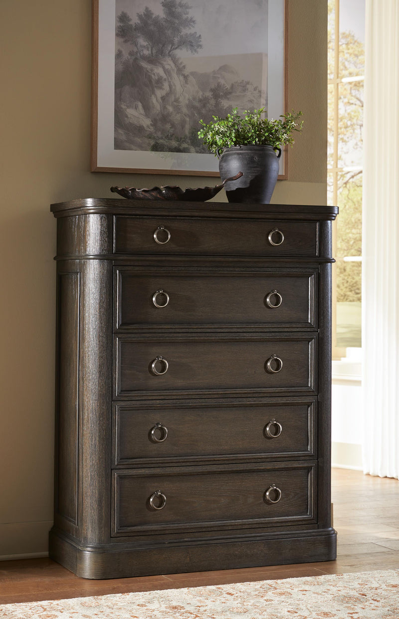 Wickenger Dressers and Chests